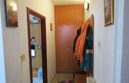 De vanzare garsoniera 42 mp, decomandata, etaj intermediar, zona Ambient