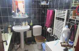 De vanzare garsoniera 42 mp, decomandata, etaj intermediar, zona Ambient