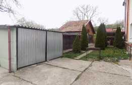 Casa 4 camere, 176 mp, teren 1254 mp, zona linistita de case/vile