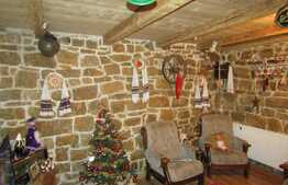 Casa individuala, 94 mp utili, 1893 mp teren, zona linistita