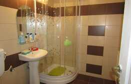 De inchiriat 3 camere, 54 mp, mobilat si utilat! Parcare! Zona Terra!