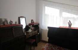 De inchiriat 3 camere, 54 mp, mobilat si utilat! Parcare! Zona Terra!