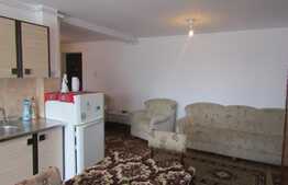 De inchiriat 3 camere, 54 mp, mobilat si utilat! Parcare! Zona Terra!