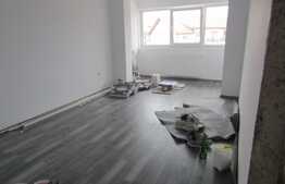 Apartament de vanzare cu 2 camere  60 mp! Zona strazii Florilor!