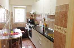 Garsoniera 41 mp, decomandata, etaj intermediar, parcare, zona Kaufland