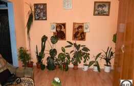 De vanzare apartament cu 4 camere, 57 mp,  zona strazii Mehedinti