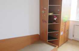 Apartament 4 camere, 65 mp, decomandat, parcare, garaj, boxa, zona Piata Flora