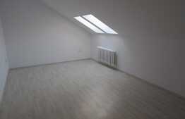 Mansarda de vanzare, 2 camere, 63 mp! Parcare! Zona strazii Eroilor!