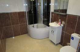 Mansarda de vanzare, 2 camere, 63 mp! Parcare! Zona strazii Eroilor!