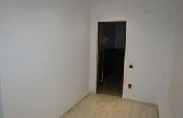 Mansarda de vanzare, 2 camere, 63 mp! Parcare! Zona strazii Eroilor!