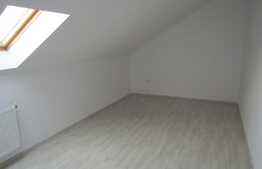 Mansarda de vanzare, 2 camere, 63 mp! Parcare! Zona strazii Eroilor!