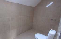 Mansarda inalta cu 2 camere, 49 mp, 2 balcoane! Parcare! Zona Terra!