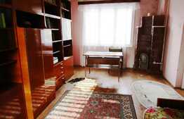 Casa de vanzare, 222 mp utili, 1504 mp teren, zona linistita de case