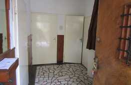 Casa de vanzare, 222 mp utili, 1504 mp teren, zona linistita de case