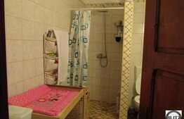 Apartament 2 camere,  51 mp plus loc parcare, zona strazii Florilor