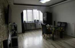 Apartament cu 3 camere, 63 mp! 2 locuri parcare! Zona Terra!