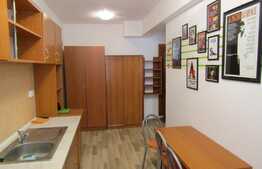 Garsoniera, decomandata, 40 mp, zona Complex Nora