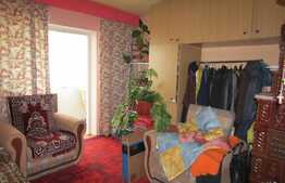 Apartament de vanzare cu 3 camere, 62 mp! Garaj! Zona sensului giratoriu!