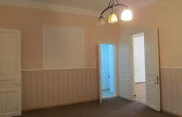 Apartament 4 camere, 120 mp, acces in curte, zona Piata Muzeului