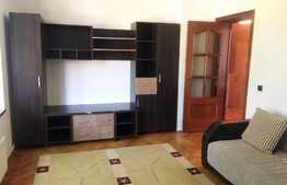 Apartament 2 camere, decomandat, 52 mp, parcare, zona Piata Cipariu
