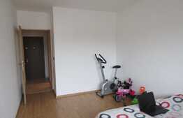 De vanzare apartament 2 camere, 50 mp, etaj intermediar, zona Petrom