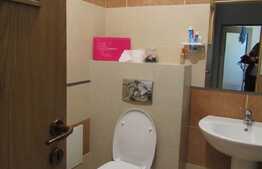 De vanzare apartament 2 camere, 50 mp, etaj intermediar, zona Petrom