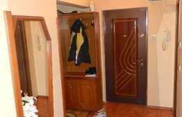 Apartament 2 camere decomandate, 56 mp, zona FSEGA. Loc de parcare si boxa!