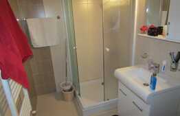 De inchiriat 2 camere, 59 mp! Balcon! Parcare! Zona strazii Florilor!