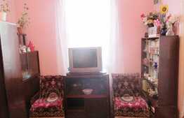 Casa cuplata, 52 mp utili, teren de 108 mp, zona semicentrala