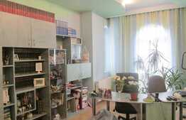 Apartament 2 camere, 80,2 mp, etaj intermediar, boxa subsol, zona Piata Unirii