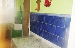 Apartament 3 camere, 65,5 mp, decomandat, boxa subsol, zona strazii Primaverii