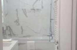 Apartament 2 camere, 47 mp, terasa, parcare zona UMF