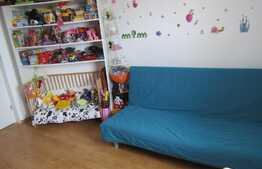 Mansarda cu 3 camere, 92 mp, 1 balcon! Parcare! Zona strazii Eroilor!