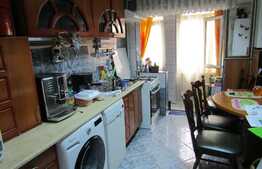 3 camere, 65 mp, decomandat, boxa, zona strazii Fabricii de Zahar