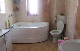 Apartament 2 camere, 62 mp, parcare, zona strazii Campului