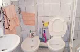 Apartament 2 camere, 67 mp, decomandat, etaj intermediar, zona strazii Campina