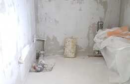 Casa individuala, 240 mp, 680 mp teren, zona linistita de case si vile