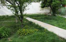 Apartament 2 camere, 44 mp, decomandat, gradina, parcare, zona strazii Paris