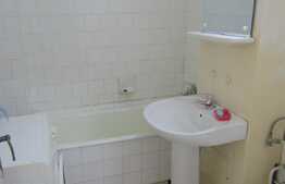 Apartament 2 camere, 52 mp, decomandat, zona strazii Hateg