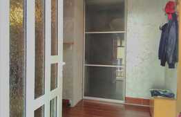 De vanzare apartament 2 camere, 80 mp, terasa, garaj, zona semicentrala!