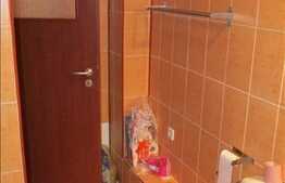 2 camere, 57 mp plus 12 mp balcon, etaj intermediar, zona Tauti