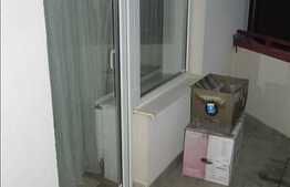 2 camere, 57 mp plus 12 mp balcon, etaj intermediar, zona Tauti