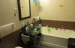 Apartament 2 camere, 67 mp, decomandat, garaj, terasa, zona Parcul Rozelor