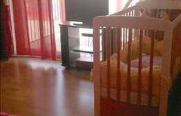 2 camere de vanzare, 55 mp, situat in zona strazii Eroilor.