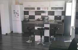 2 camere de vanzare, 55 mp, situat in zona strazii Eroilor.