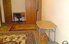 De vanzare 1 camera, decomandata, in zona strazii Eroilor