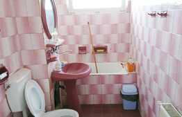 4 camere, 78,9 mp, decomandat, parcare, boxa subsol, zona strazii Parang