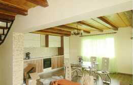 Casa individuala, 140 mp, teren de 700 mp, zona linistita