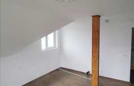 Casa individuala, 140 mp, teren de 700 mp, zona linistita