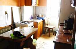 Apartament 3 camere, 65 mp, decomandat, garaj, boxa, zona Expo Transilvania